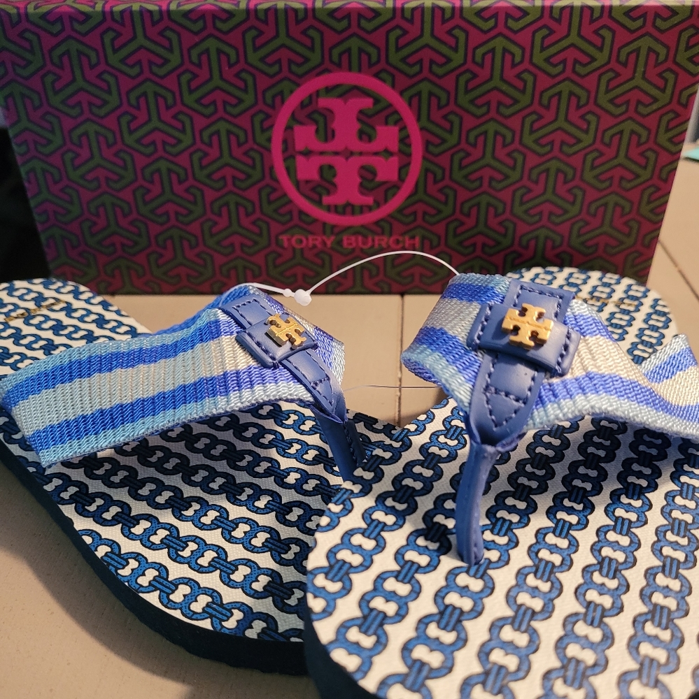 Tory Burch NWT Gemini Link Flip Flops